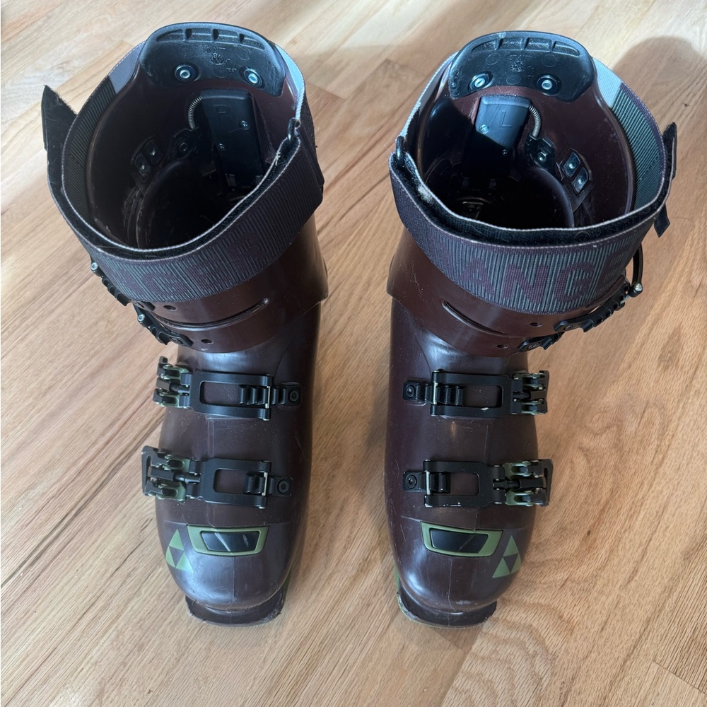 Men's Brown Ski Boots